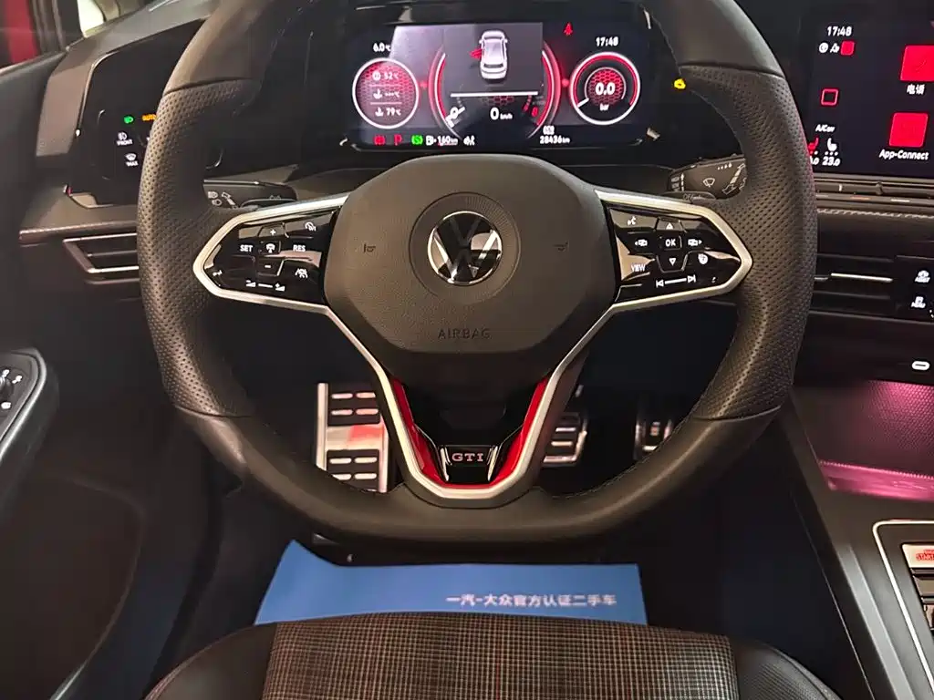 Volkswagen Golf GTI — фото 19