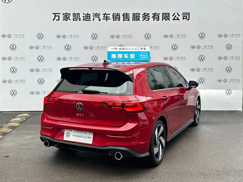 Volkswagen Golf GTI — фото 5