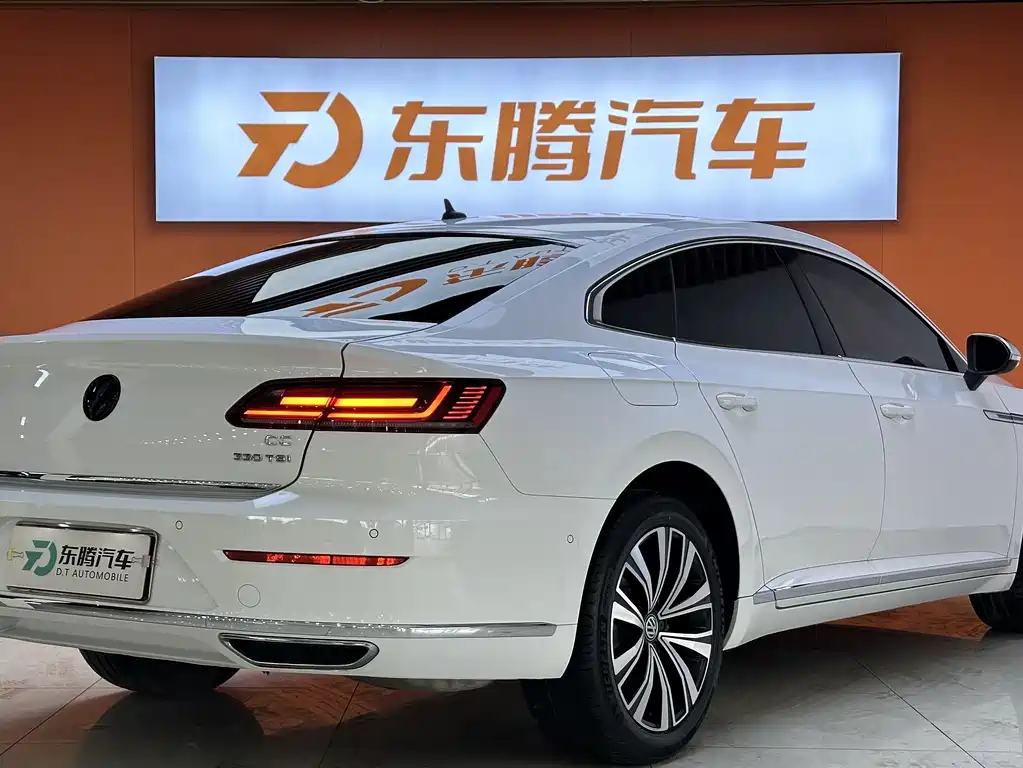 Volkswagen CC — фото 6