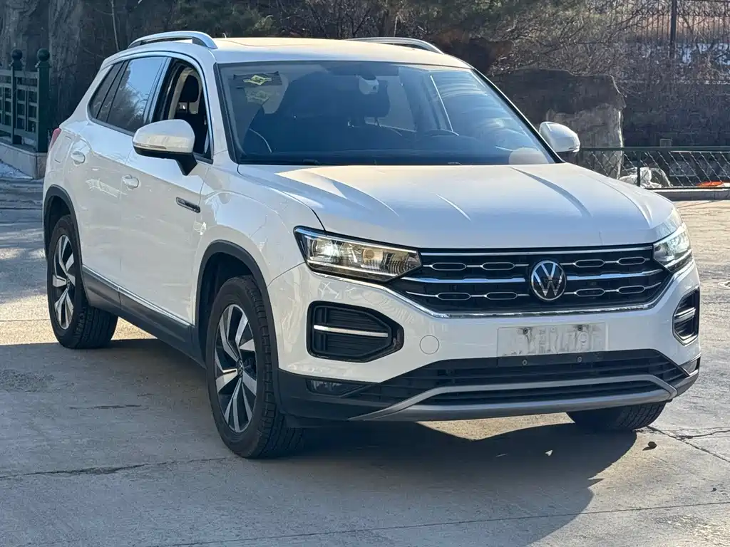 Volkswagen Tharu — фото 3