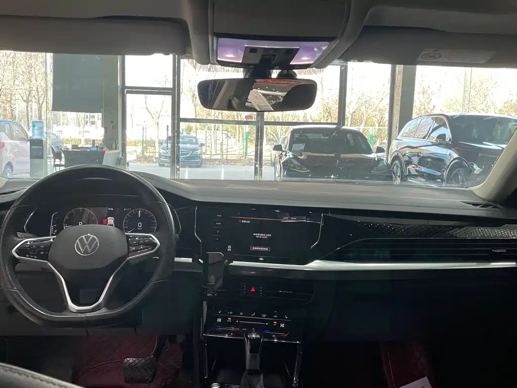 Volkswagen Passat — фото 9