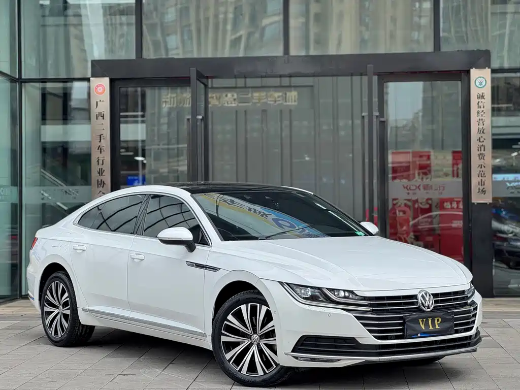 Volkswagen CC — фото 3