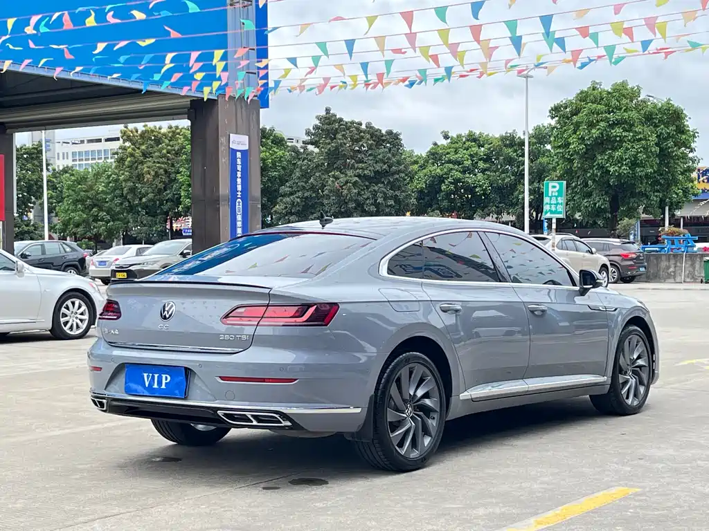 Volkswagen CC — фото 7
