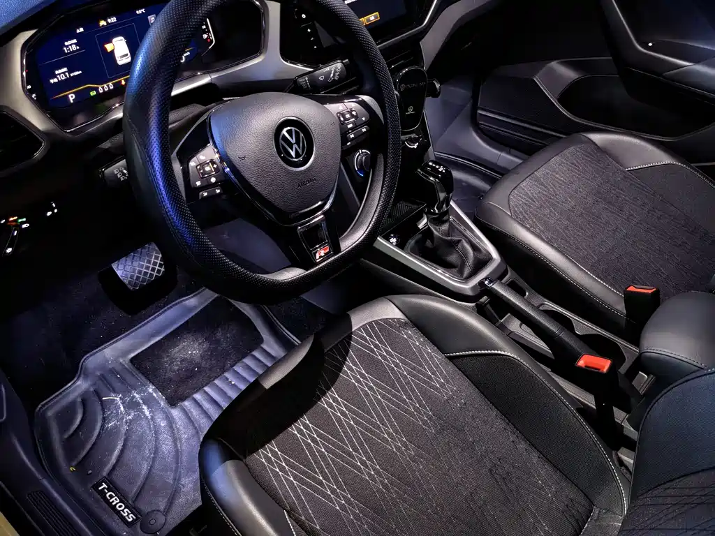 Volkswagen T-Cross — фото 4