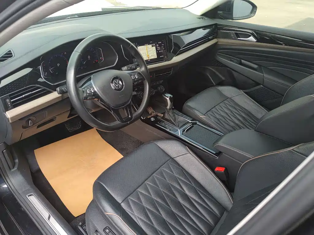 Volkswagen Passat — фото 5