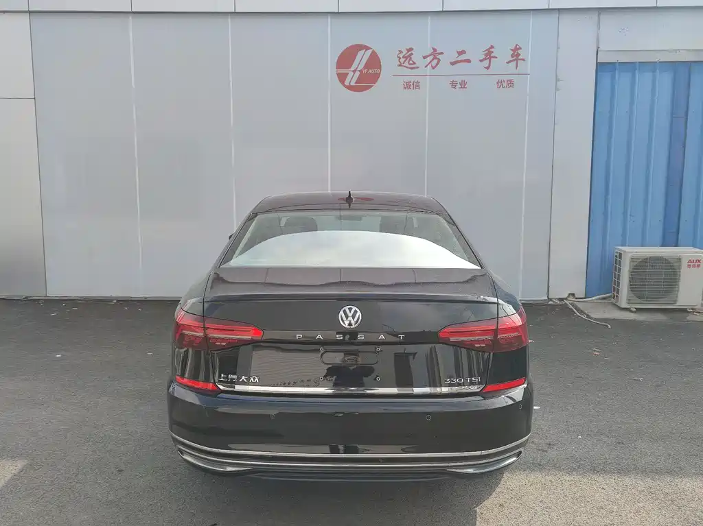 Volkswagen Passat — фото 9