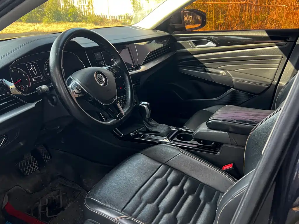 Volkswagen Passat — фото 5