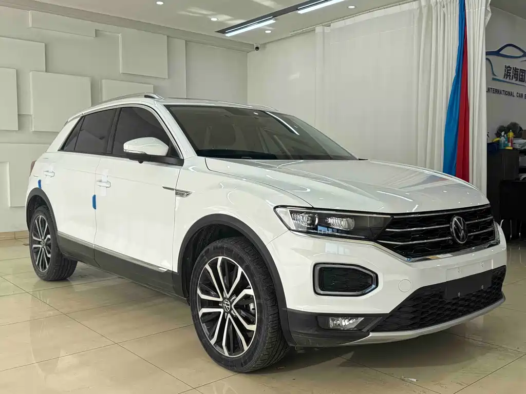 Volkswagen T-Roc — фото 3