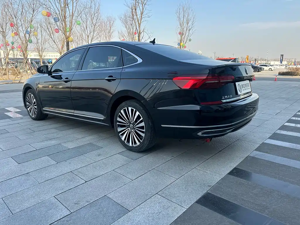 Volkswagen Passat — фото 4