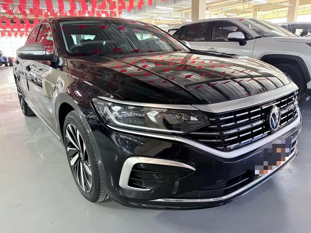 Volkswagen Passat — фото 3