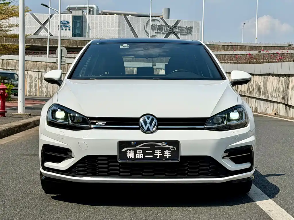 Volkswagen Golf — фото 2