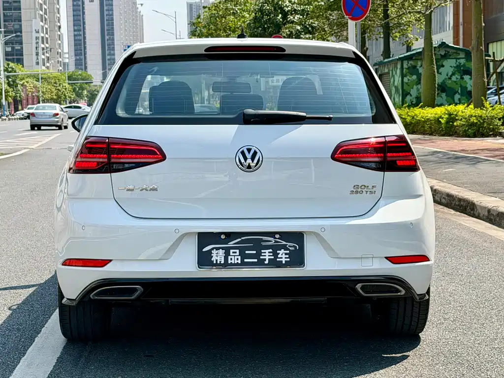 Volkswagen Golf — фото 4