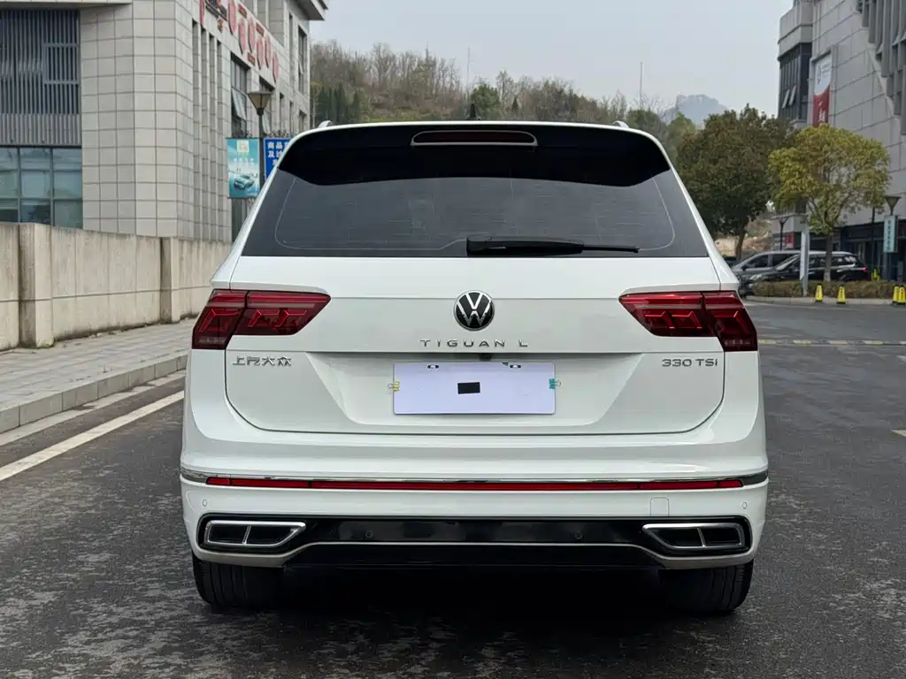 Volkswagen Tiguan L — фото 5