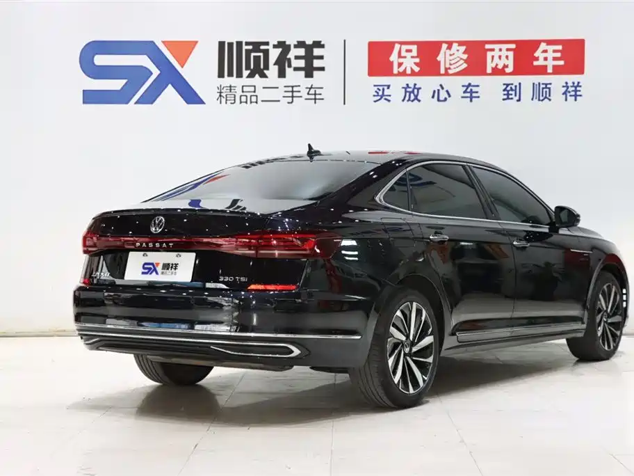Volkswagen Passat — фото 4