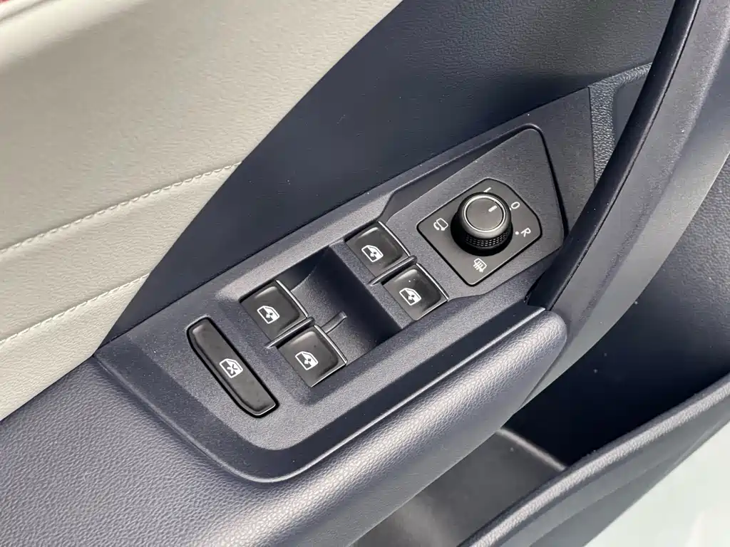 Volkswagen Tharu — фото 20