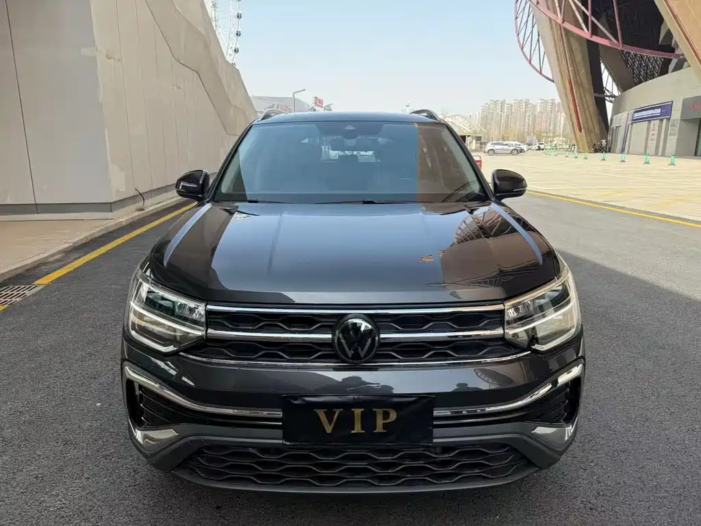 Volkswagen Tharu — фото 2