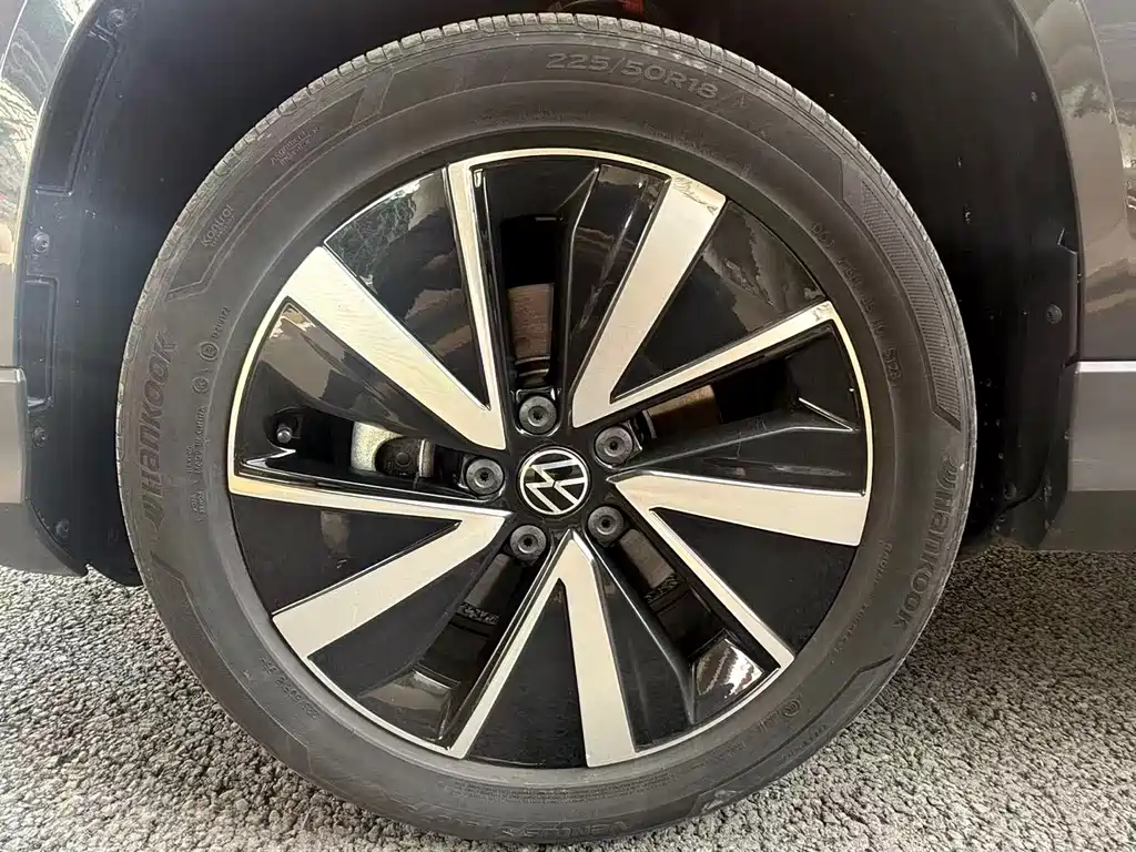 Volkswagen Tharu — фото 13