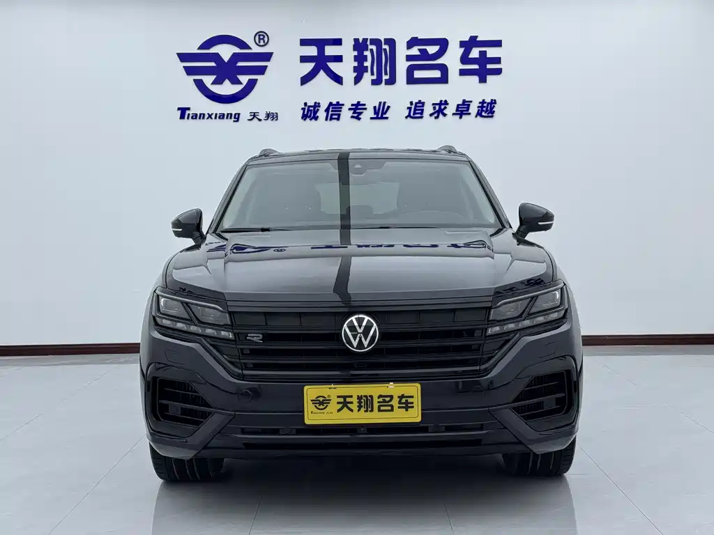 Volkswagen Touareg — фото 2