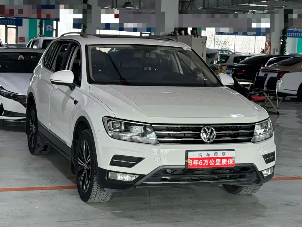 Volkswagen Tiguan L — фото 3