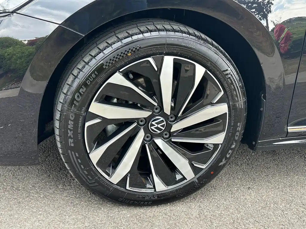 Volkswagen Passat — фото 7