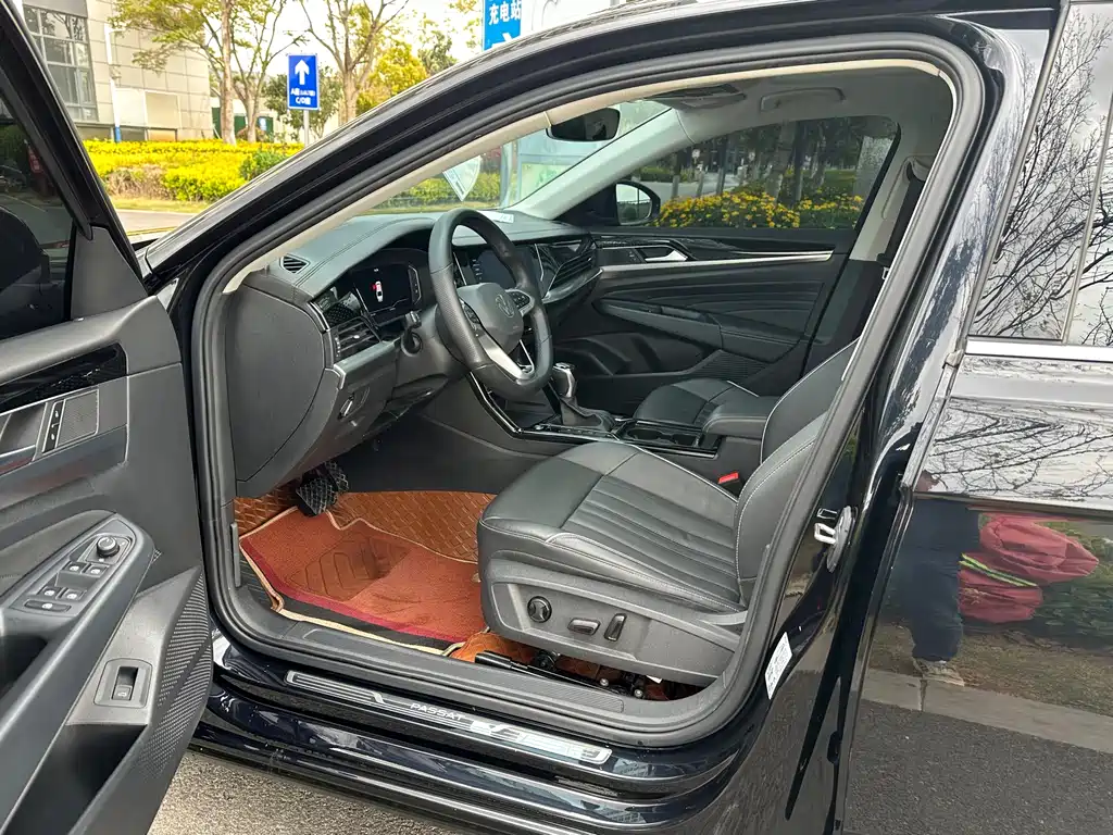 Volkswagen Passat — фото 8