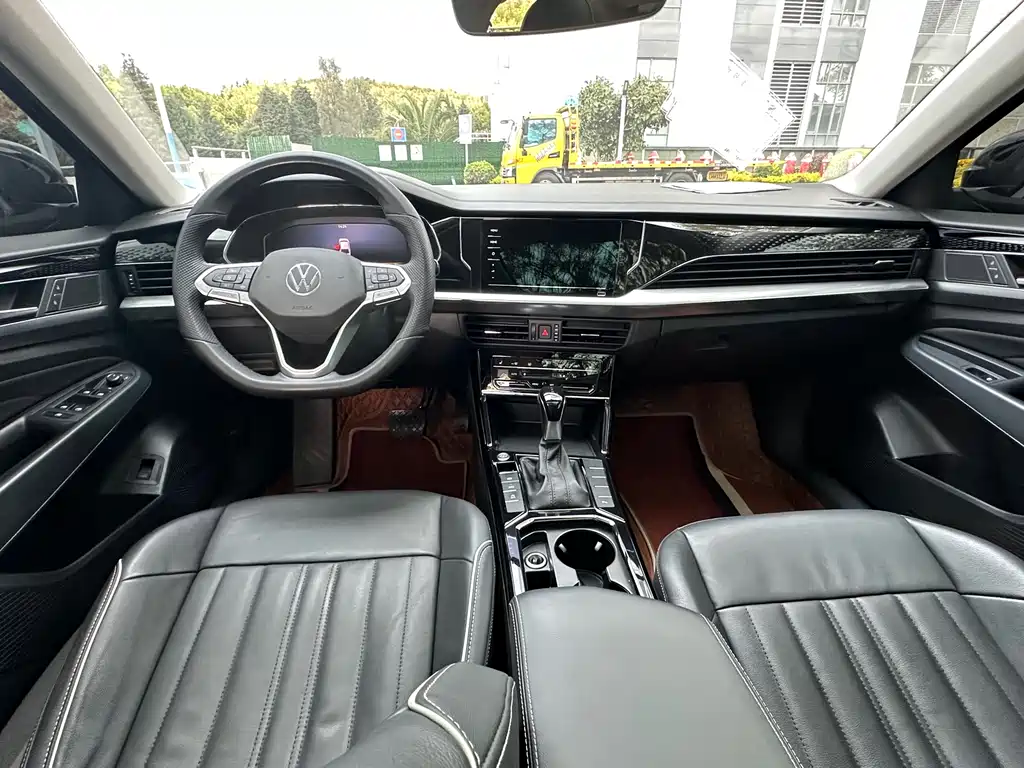 Volkswagen Passat — фото 10