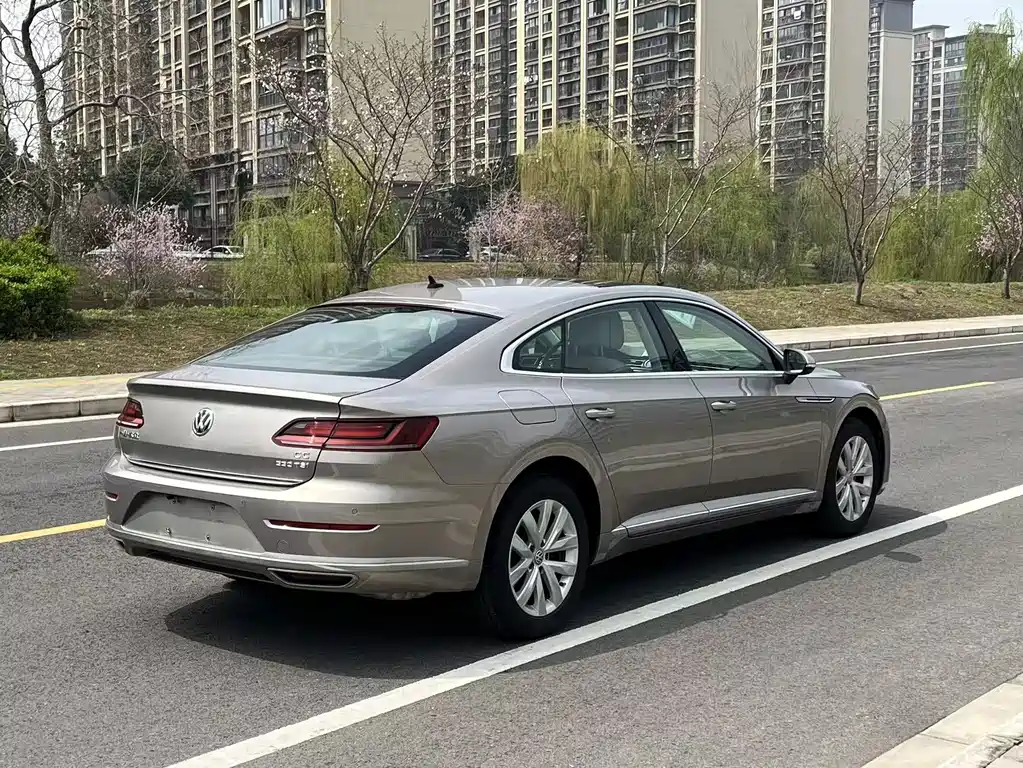 Volkswagen CC — фото 5