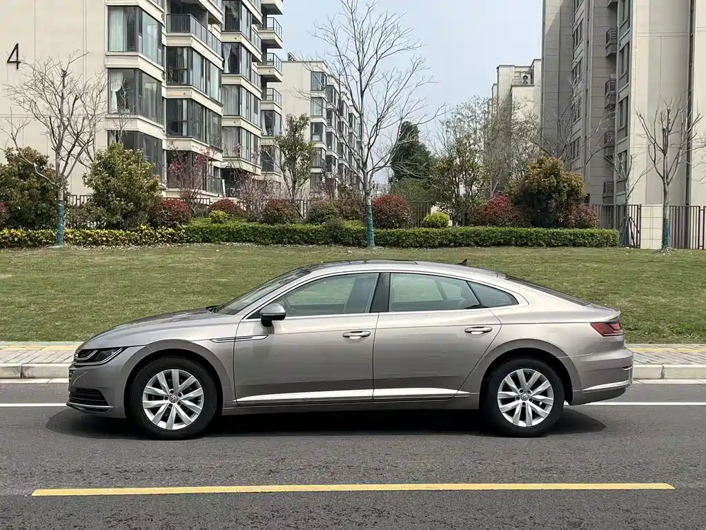 Volkswagen CC — фото 7