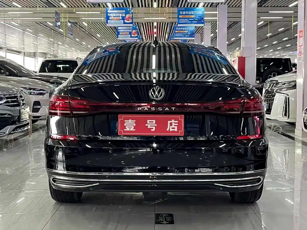 Volkswagen Passat — фото 5