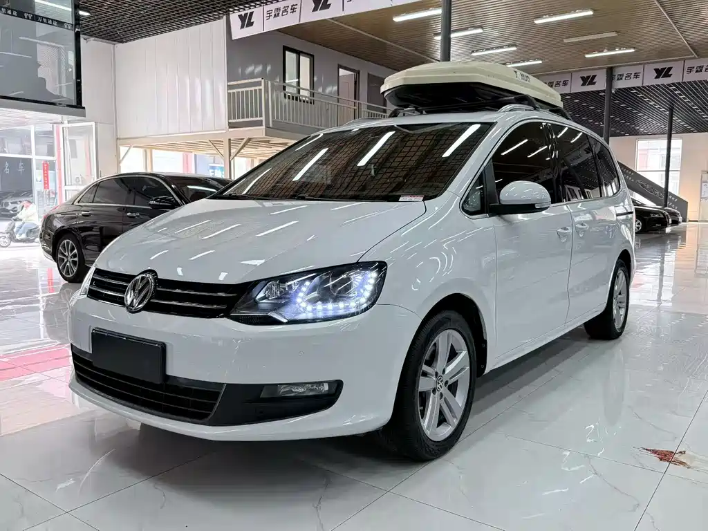 Volkswagen Sharan — фото 7