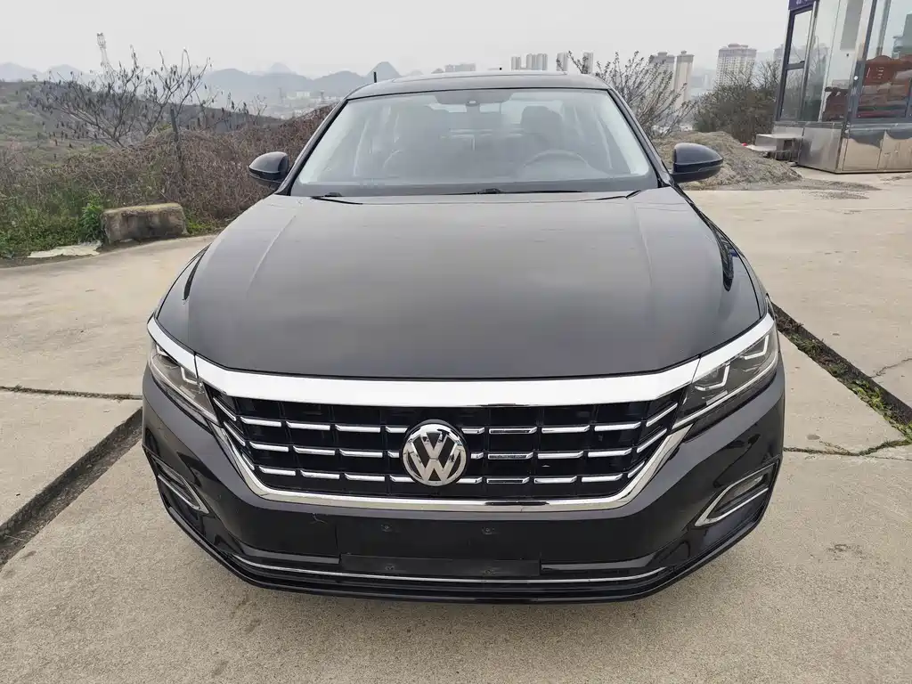 Volkswagen Passat — фото 2