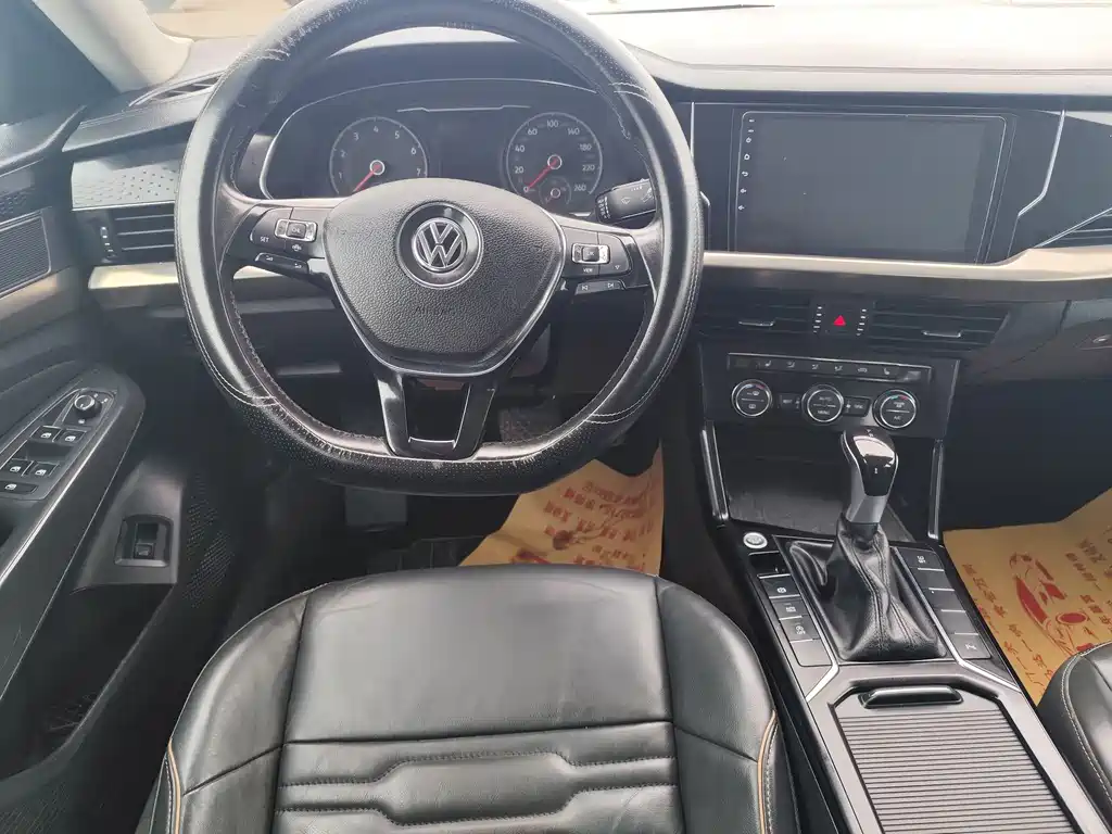 Volkswagen Passat — фото 6
