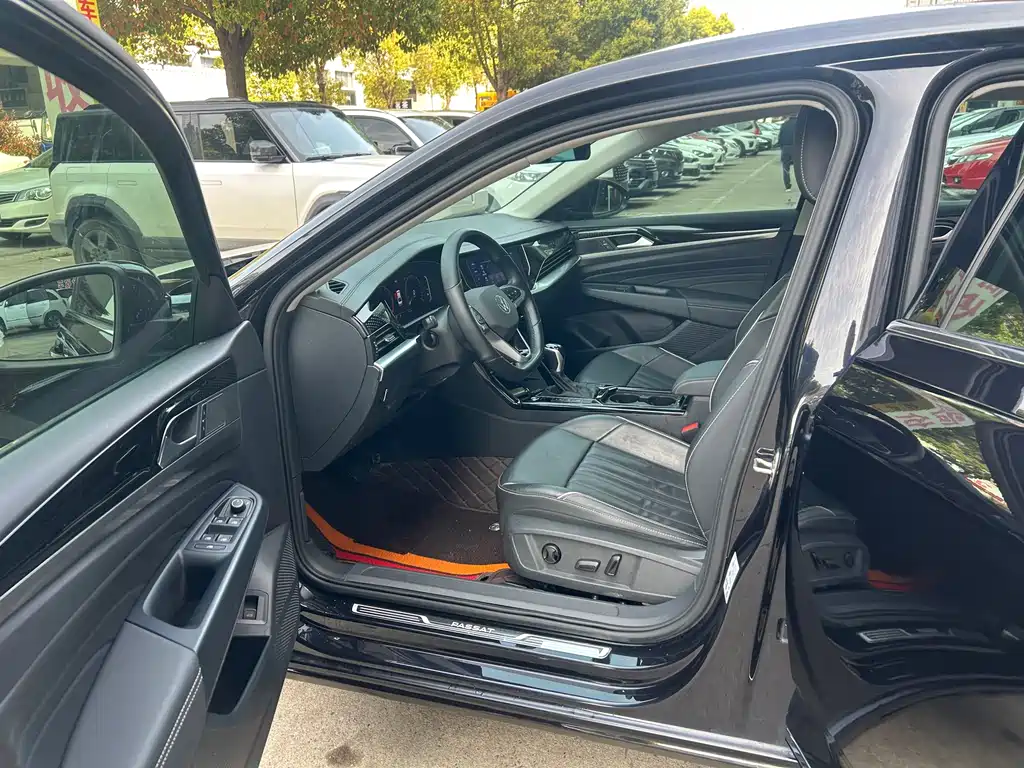 Volkswagen Passat — фото 4