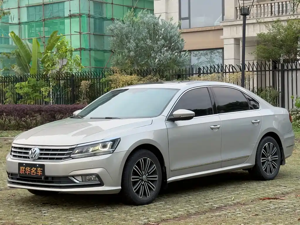 Volkswagen Passat — фото 3