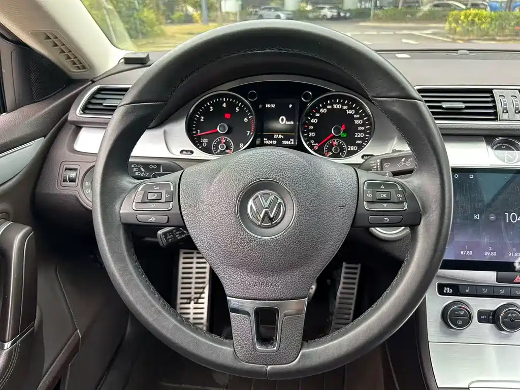 Volkswagen CC — фото 9