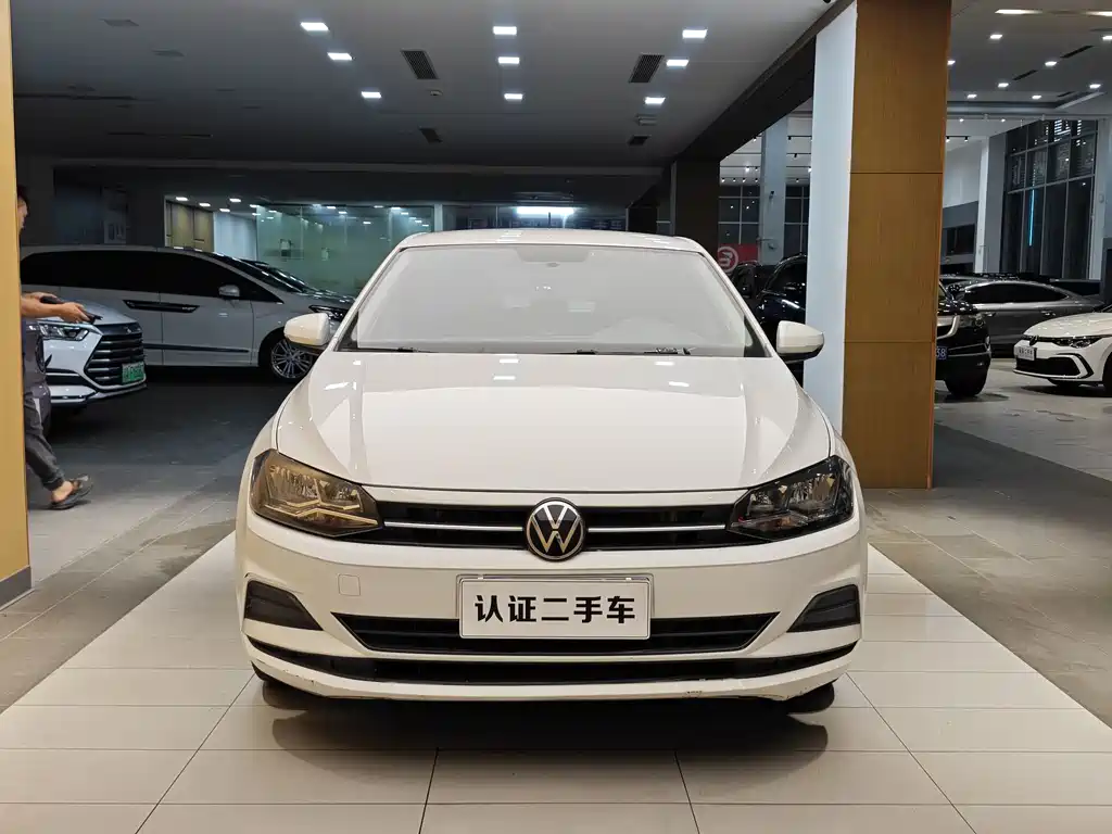 Volkswagen Polo — фото 3