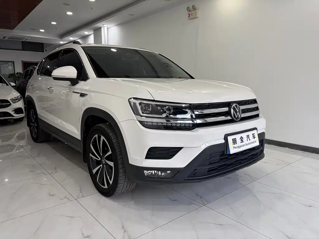 Volkswagen Tharu — фото 3