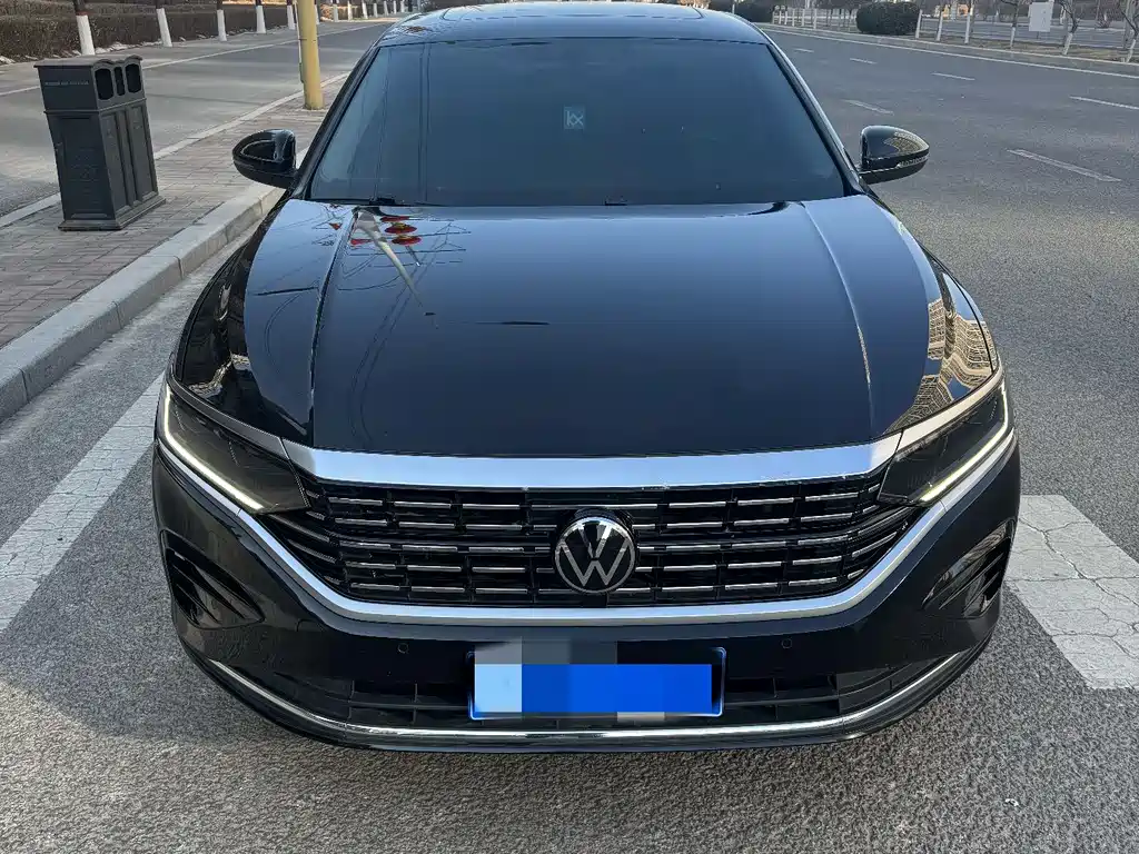 Volkswagen Passat — фото 3