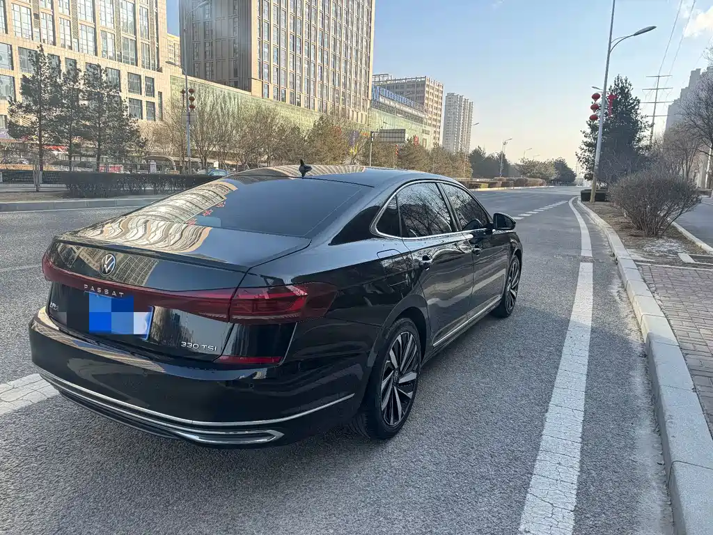 Volkswagen Passat — фото 5