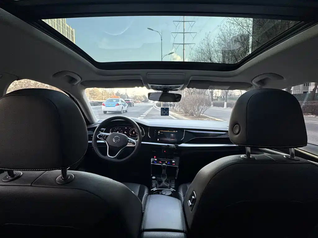 Volkswagen Passat — фото 8