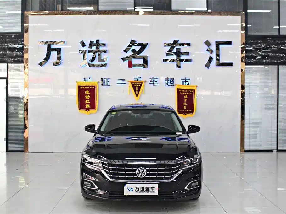 Volkswagen Passat — фото 3
