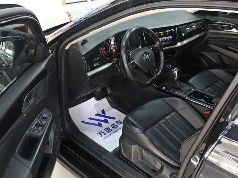 Volkswagen Passat — фото 4