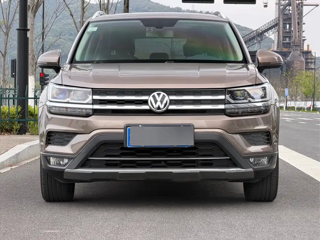 Volkswagen Tharu — фото 2