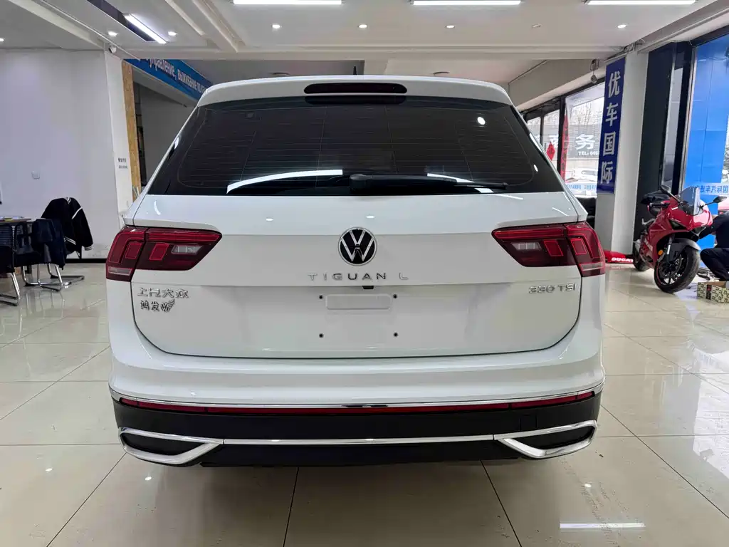 Volkswagen Tiguan L — фото 5