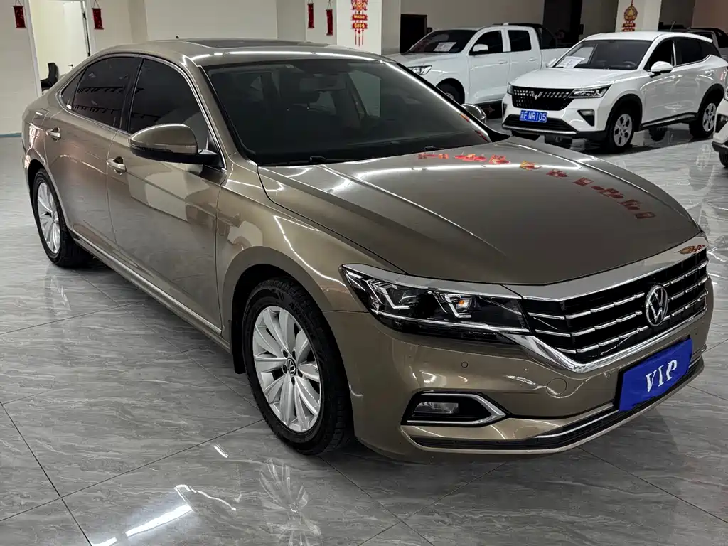 Volkswagen Passat — фото 3