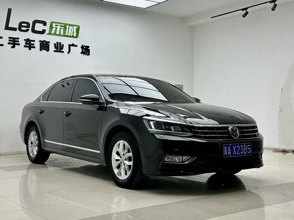 Volkswagen Passat — фото 3