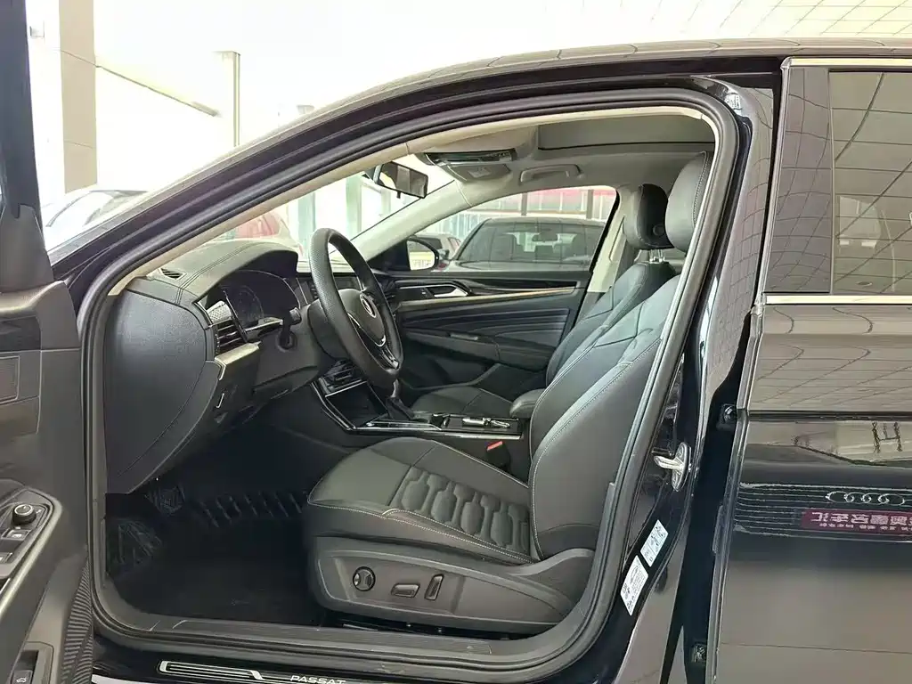 Volkswagen Passat — фото 2