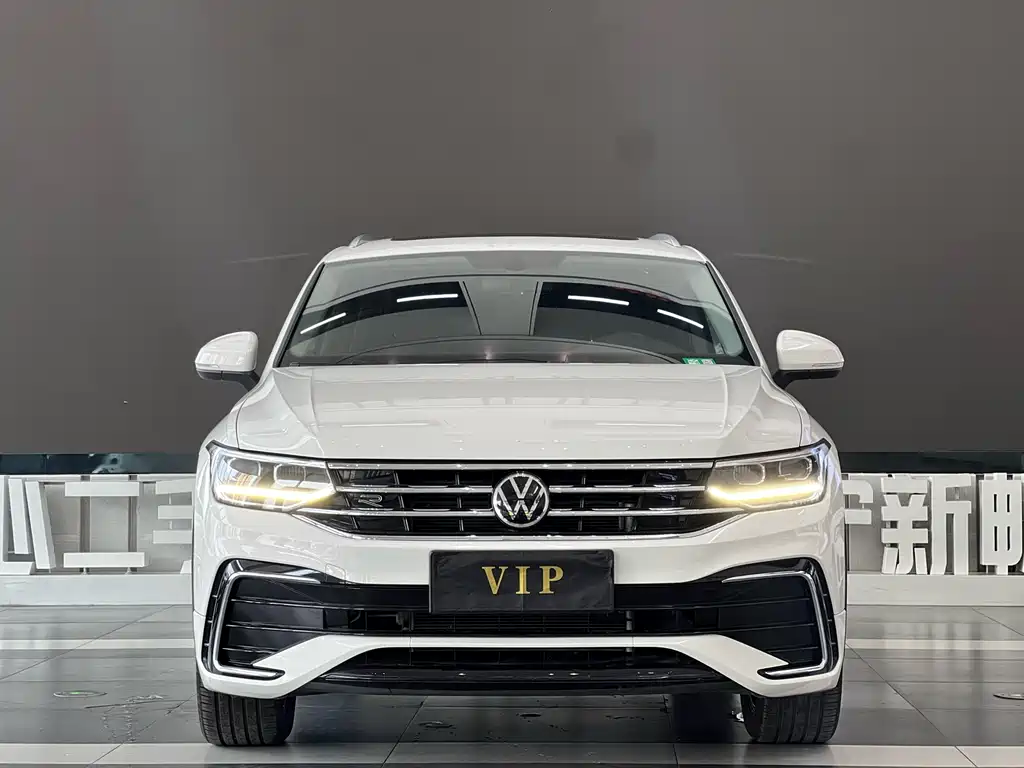 Volkswagen Tiguan X — фото 2
