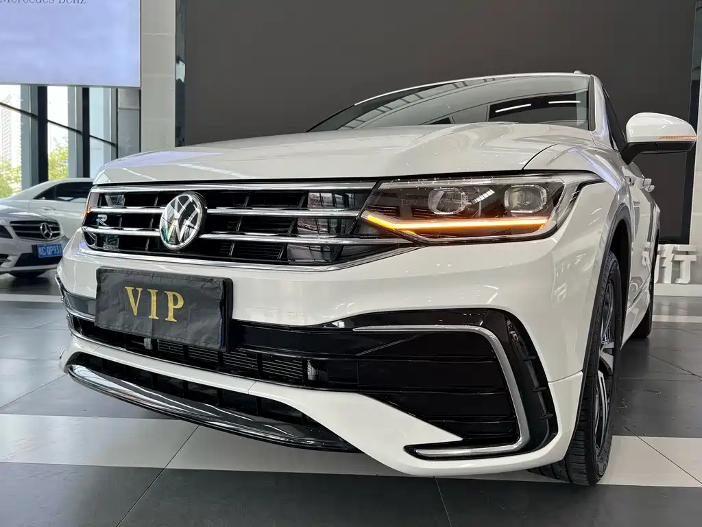 Volkswagen Tiguan X — фото 18