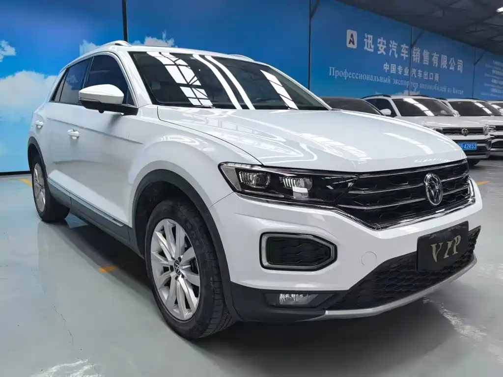 Volkswagen T-Roc — фото 3
